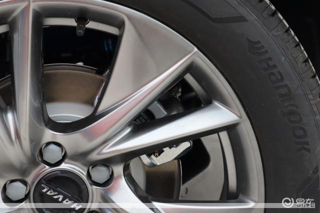 维护对延长模具寿命、降低因损坏造成的时间与经济损失至关重要。遇到模具损坏时,采取恰当措施能将损失降至最低。本期内容聚焦损坏的类型、修复要点及抛光工艺。 维护对延长模具寿命、降低因损坏造成的时间与经济损失至关重要。遇到模具损坏时,采取恰当措施能将损失降至最低。本期内容聚焦损坏的类型、修复要点及抛光工艺。