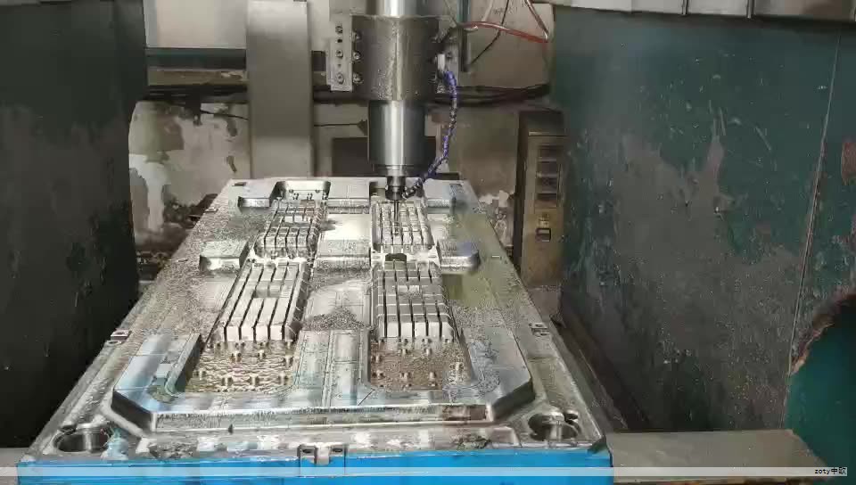 庆云新利塑业有限公司专业生产销售各类塑料桶及包装容器,产品涵盖圆桶、方桶、带盖桶、带提手桶等多种规格,容量从1升到1000升不等,广泛用于水、化工液体、农药、食品添加剂、洗涤用品等领域。核心材质以聚乙烯为主,部分型号采用PP注塑成型,提供美式桶等不同结构形式,颜色有白色、蓝色等选项,外观美观耐用,便于堆码,适合集装箱运输。 庆云新利塑业有限公司专业生产销售各类塑料桶及包装容器,产品涵盖圆桶、方桶、带盖桶、带提手桶等多种规格,容量从1升到1000升不等,广泛用于水、化工液体、农药、食品添加剂、洗涤用品等领域。核心材质以聚乙烯为主,部分型号采用PP注塑成型,提供美式桶等不同结构形式,颜色有白色、蓝色等选项,外观美观耐用,便于堆码,适合集装箱运输。