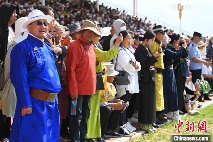 内蒙古阿巴嘎旗第八届那达慕大会盛大开幕 传统