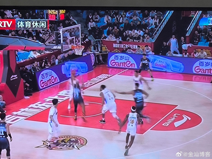 周琦8罚不中创CBA罕见纪录 北京北汽惨遭逆转