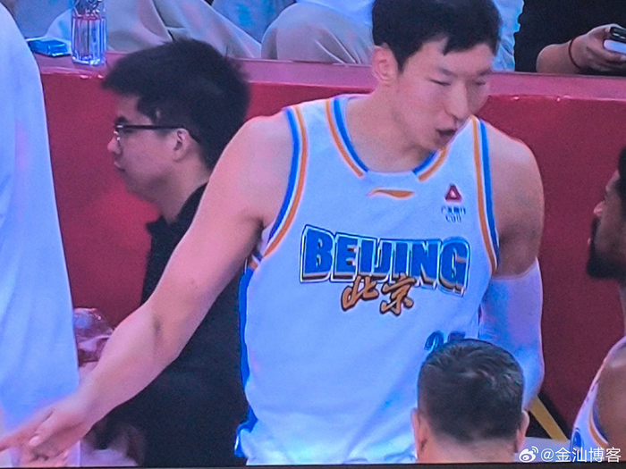 周琦8罚不中创CBA罕见纪录 北京北汽惨遭逆转