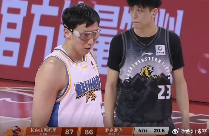 周琦8罚不中创CBA罕见纪录 北京北汽惨遭逆转