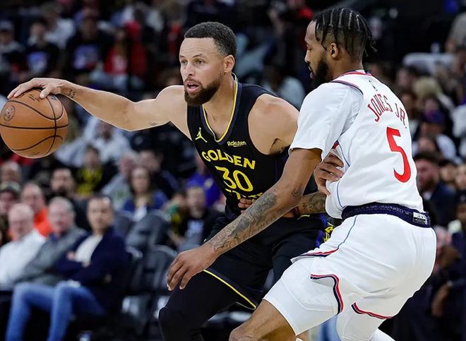 勇士收官战不敌快船遭遇三连败 库里24分难救主